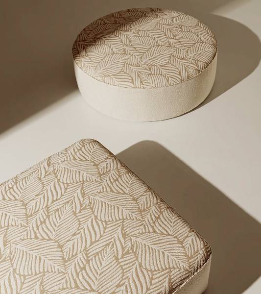 Poufs extérieur rond ou carré étanches et personnalisables pour salon de jardin à Marseille