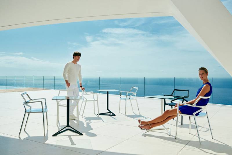chaises de jardin design, collection DELTA, dessinée par Jorge PENSI pour le fabricant espagnol VONDOM - Cassis