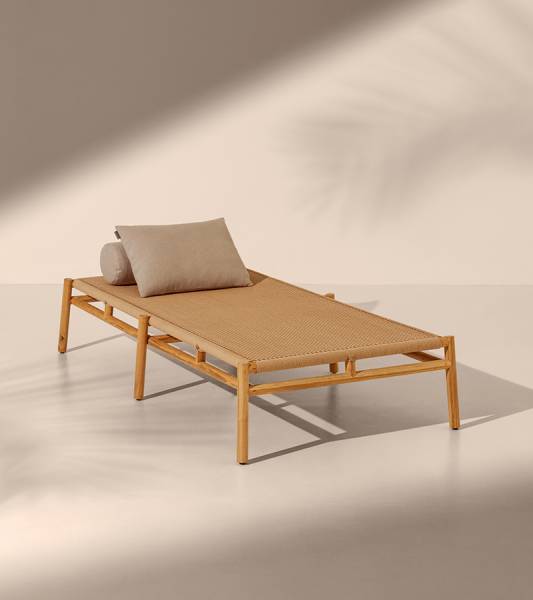 Bain de soleil Kilt Outdoor Bed de chez Ethimo dans les Bouches-du-Rhône (13)