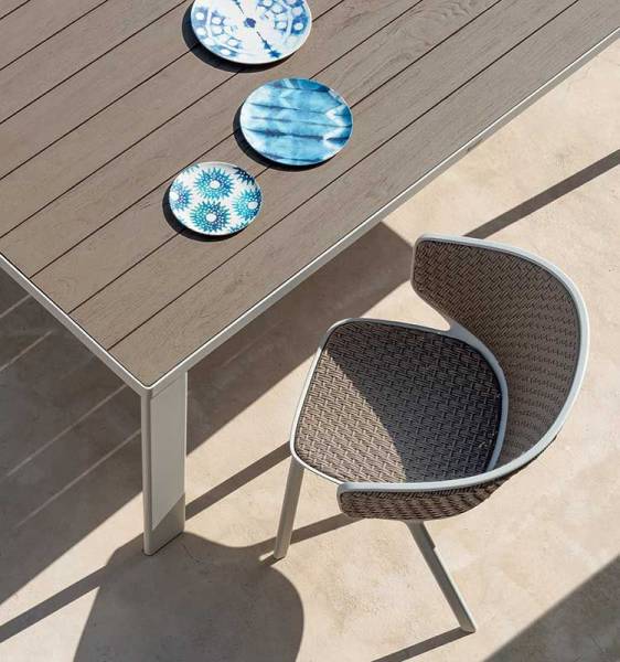 Chaise de jardin design haut de gamme, empilable, Aubagne