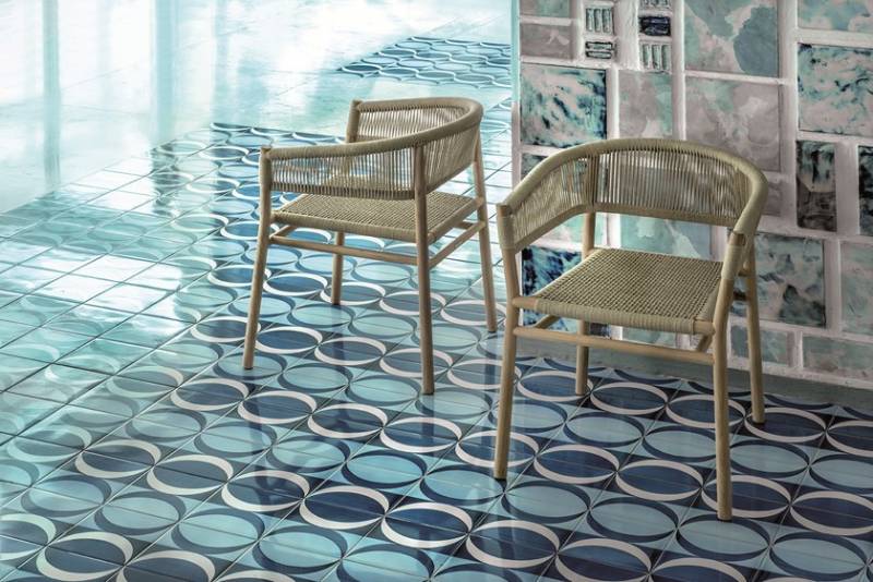 mobilier de jardin, chaise en teck naturel et corde, KILT, dessinée par Marcello Ziliani pour le fabricant italien haut de gamme ETHIMO, Aix-en-Provence