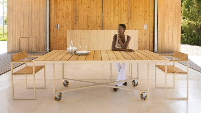 Table à manger extérieure en bois rustique et aluminium personnalisable haut de gamme - VONDOM - Marseille,13